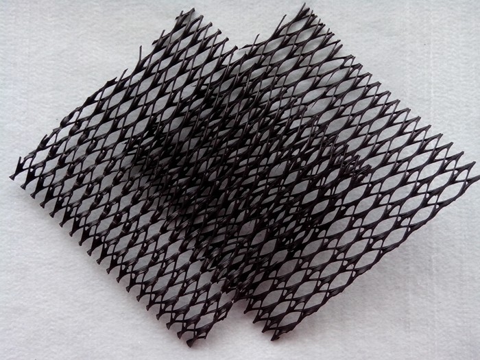 三維(wei)排水網